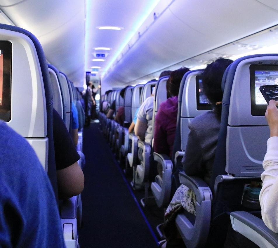 Lufthansa отменяет рейсы на фоне роста цен на авиатопливо