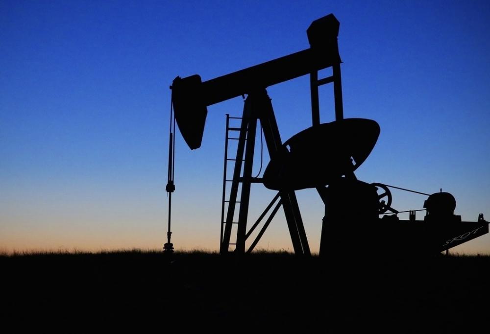 Казахстан продлевает добровольное сокращение добычи нефти до конца 2024 года