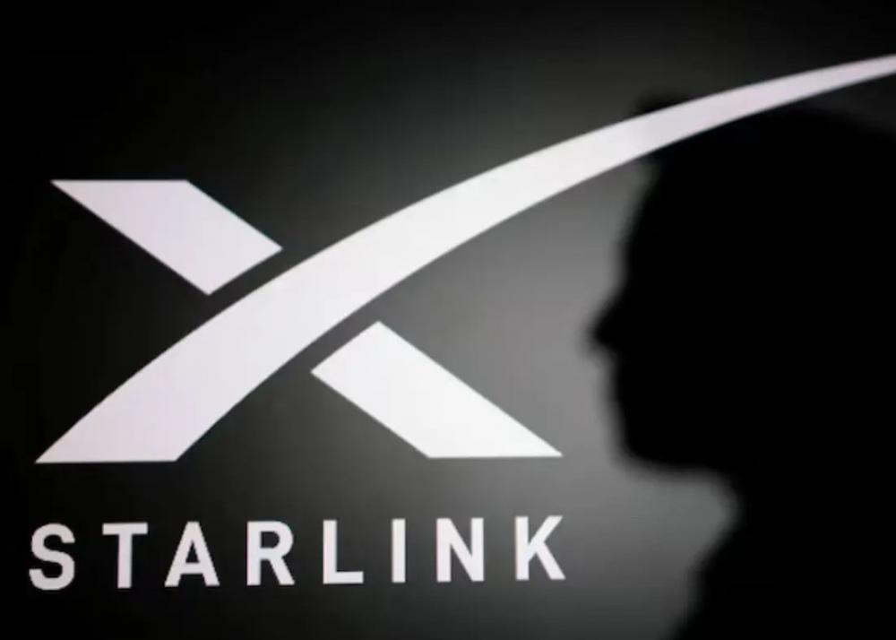 SpaceX договорилась о покупке частот для развития Starlink Mobile в США