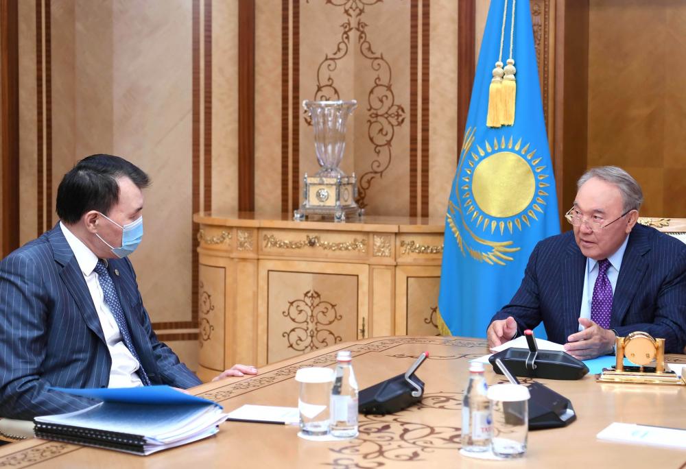 Нурсултан Назарбаев встретился с Председателем Агентства по противодействию коррупции Аликом Шпекбаевым